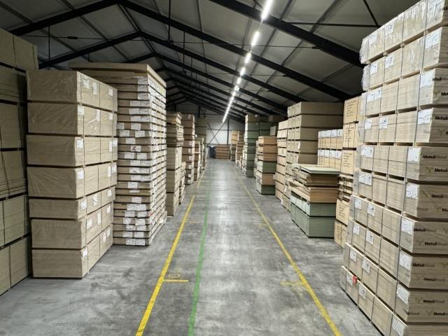 Partijhandel van allerlei partijen hout