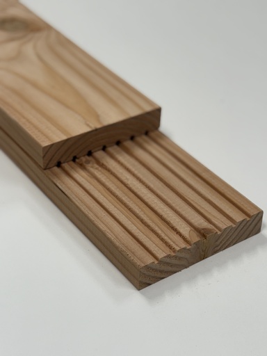 [2305460] Douglas antislip loopdekdeel 28 x 145 x 4000 mm